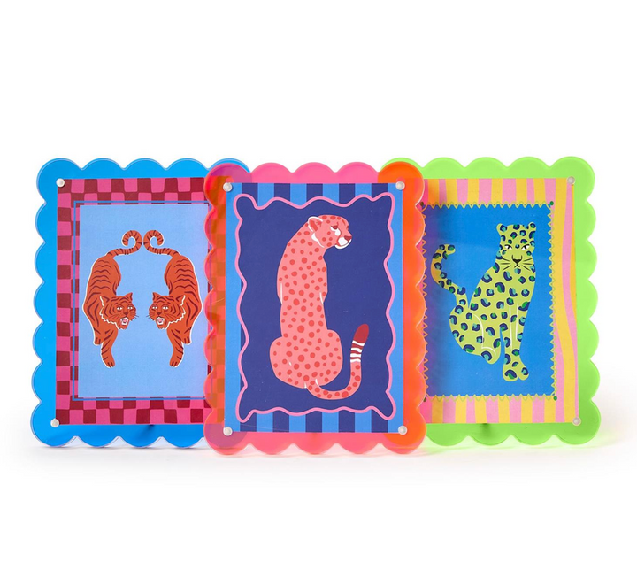 Scalloped Color Acrylic Photo Frame