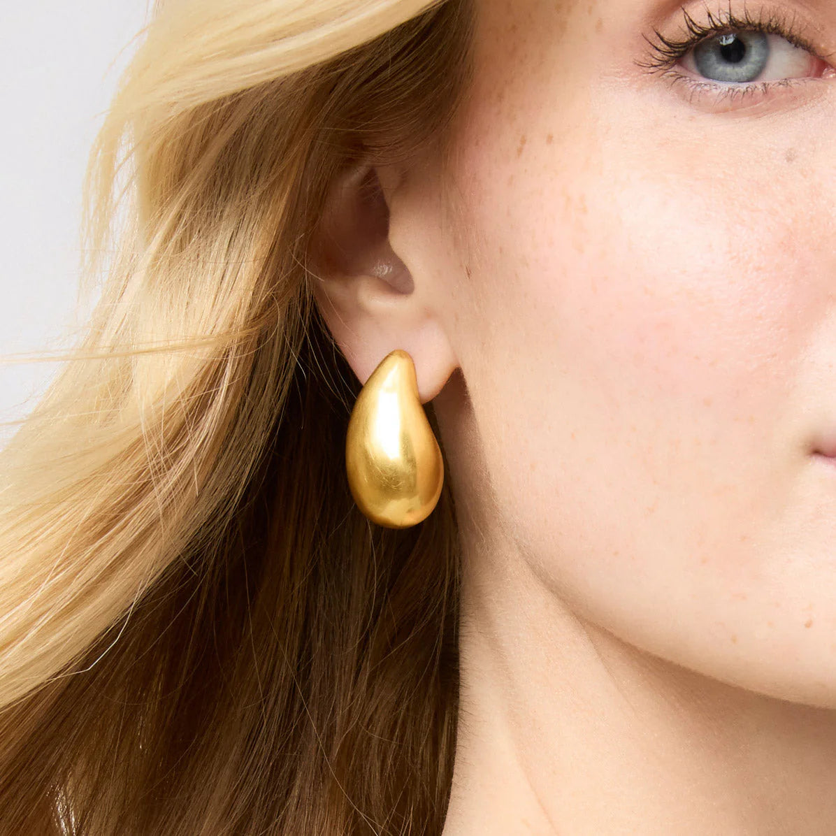 Wave Teardrop Earrings