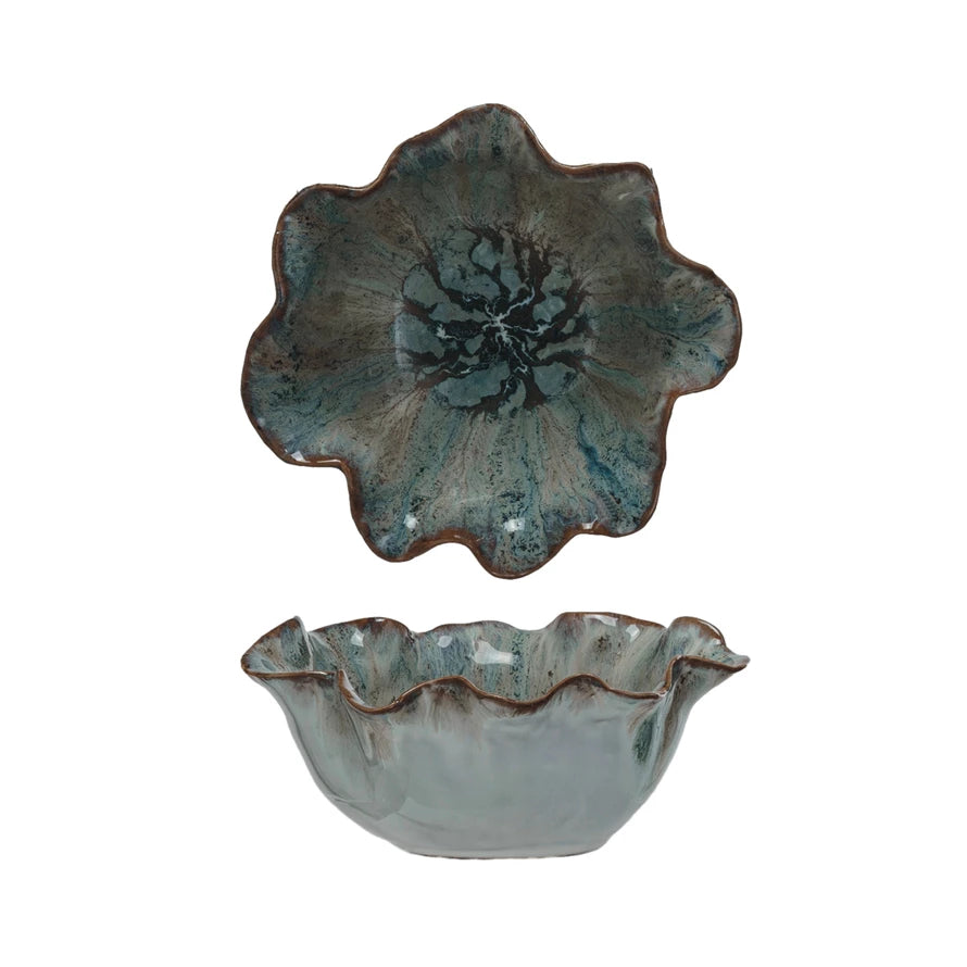 Ruffle Blue & White Stoneware Bowl