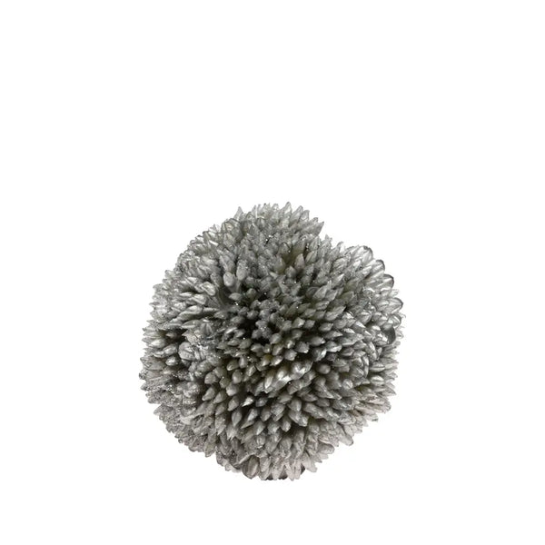 Berry Ball Decor