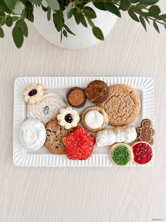 Christmas Cookies Gifting Goodie Tray