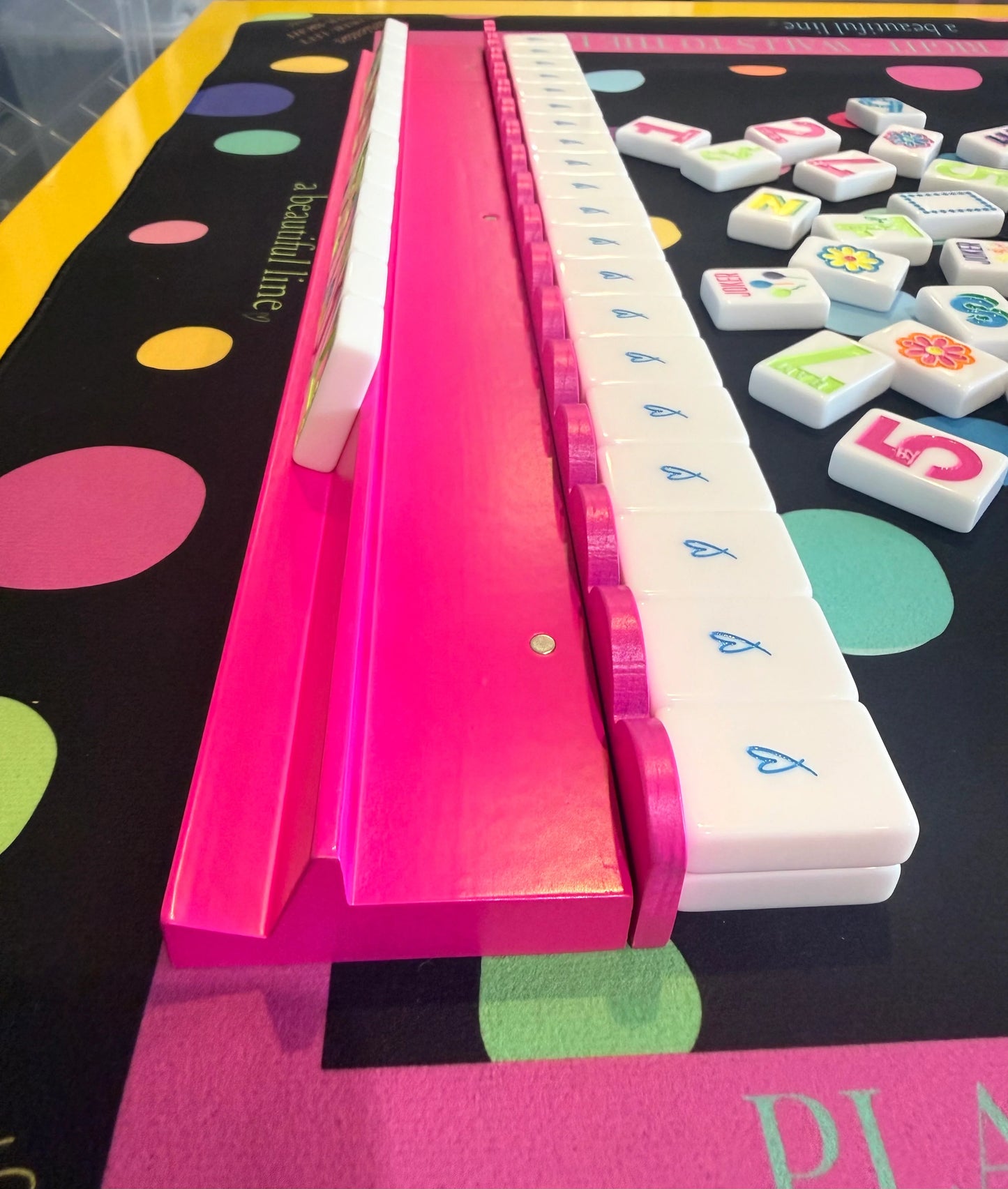 20" Scalloped Wooden Mahjong Rack Set