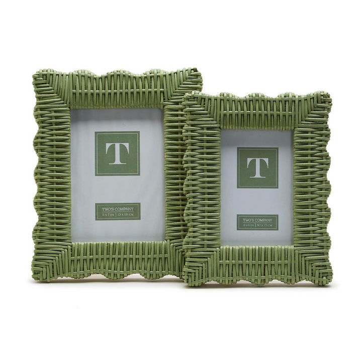 Green Scalloped Wicker Weave Frame