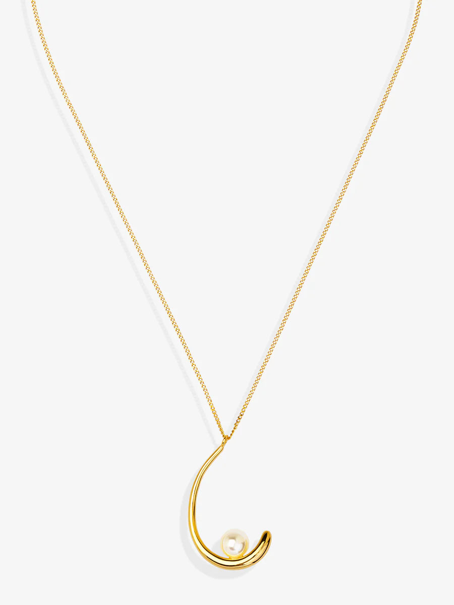 Moon Pearl Short Necklace