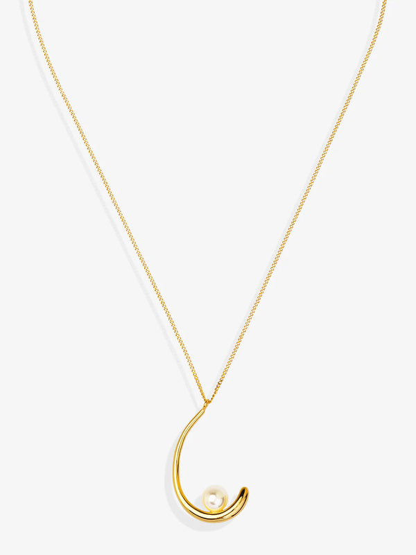 Moon Pearl Short Necklace